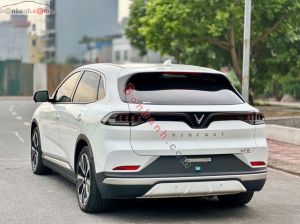 Xe VinFast VF8 Plus 2022