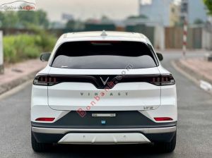 Xe VinFast VF8 Plus 2022