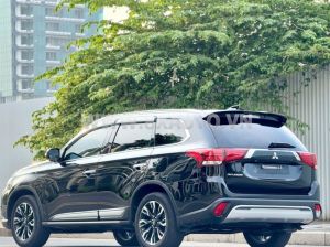 Xe Mitsubishi Outlander 2.0 CVT 2021
