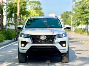 Xe Toyota Fortuner 2.4L 4x2 AT 2022