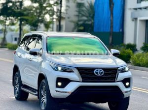 Xe Toyota Fortuner 2.4L 4x2 AT 2022