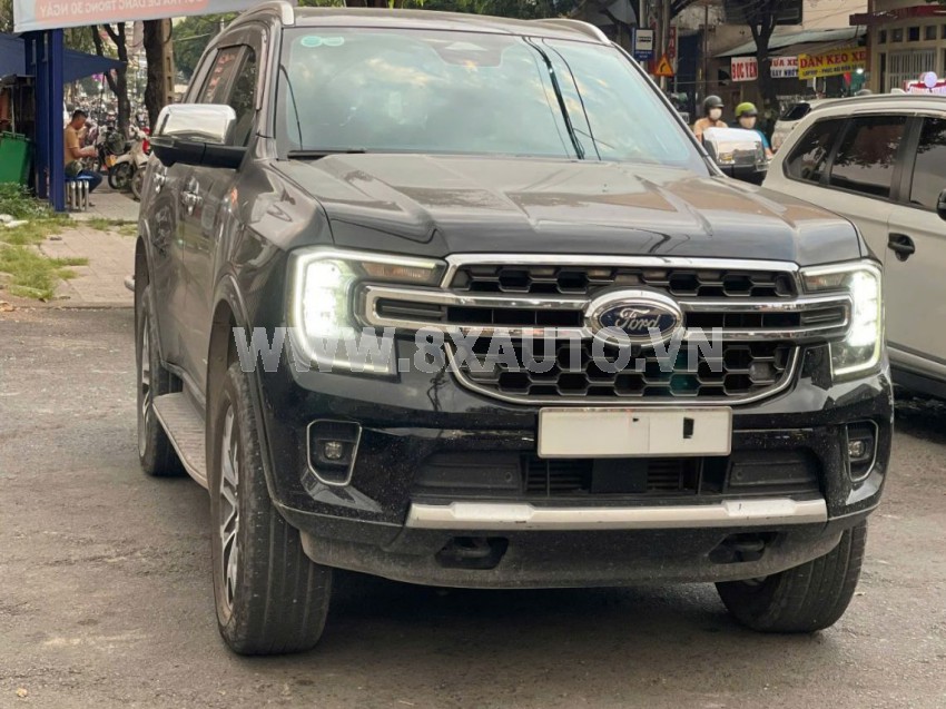 Ford Everest Titanium 2.0L 4x2 AT 2023