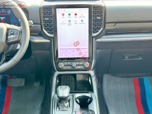 Xe Ford Everest Titanium Plus 2.0L 4x4 AT 2024