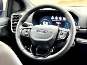 Xe Ford Everest Titanium Plus 2.0L 4x4 AT 2022