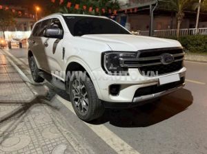 Xe Ford Everest Titanium 2.0L 4x2 AT 2022