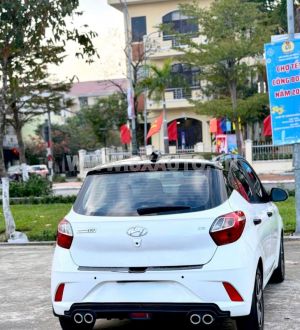 Xe Hyundai i10 1.2 AT 2024