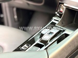 Xe Hyundai Custin Cao Cấp 2.0T 2024