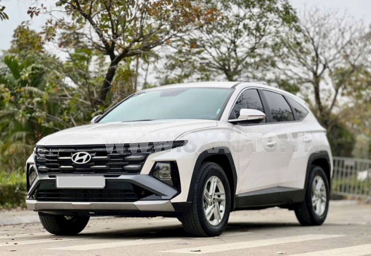 Hyundai Tucson 2.0 AT Tiêu chuẩn 2025