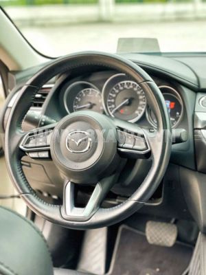 Xe Mazda 6 Premium 2.0 AT 2020