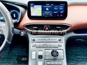 Xe Hyundai SantaFe Cao cấp 2.2L HTRAC 2022