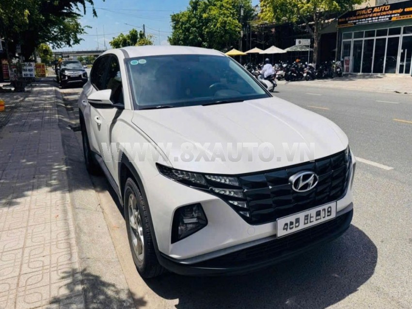 Hyundai Tucson 2.0 AT Tiêu chuẩn 2023
