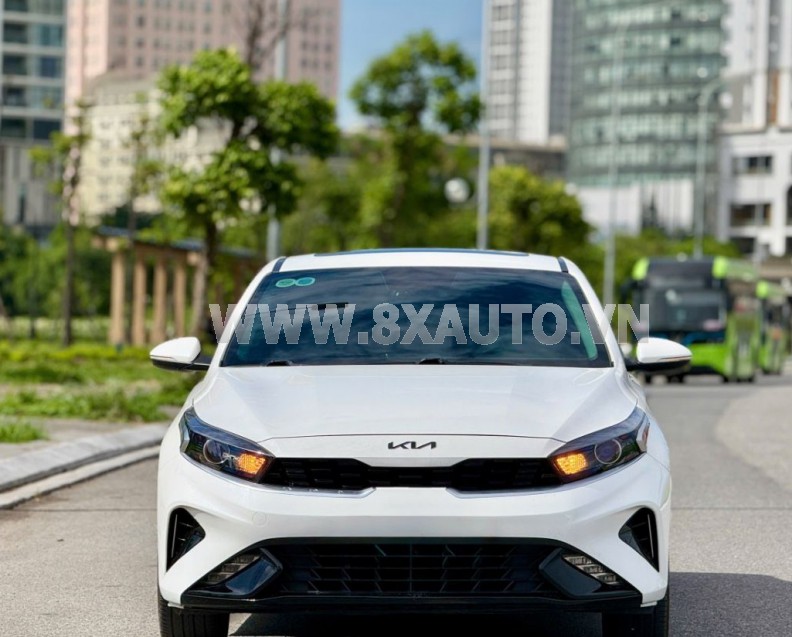 Kia K3 Luxury 1.6 AT 2024