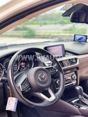 Xe Mazda 6 Premium 2.0 AT 2020