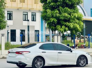 Xe Toyota Camry 2.0G 2021